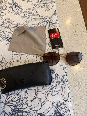 Ray-Ban Gold Frame Sunglasses with Brown Lenses and Black Case